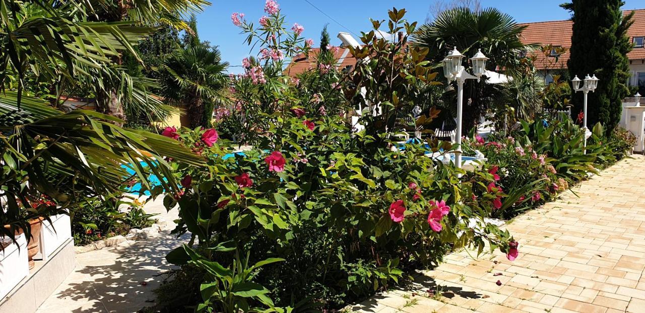 Paradise-Garden-Zamárdi Exterior foto